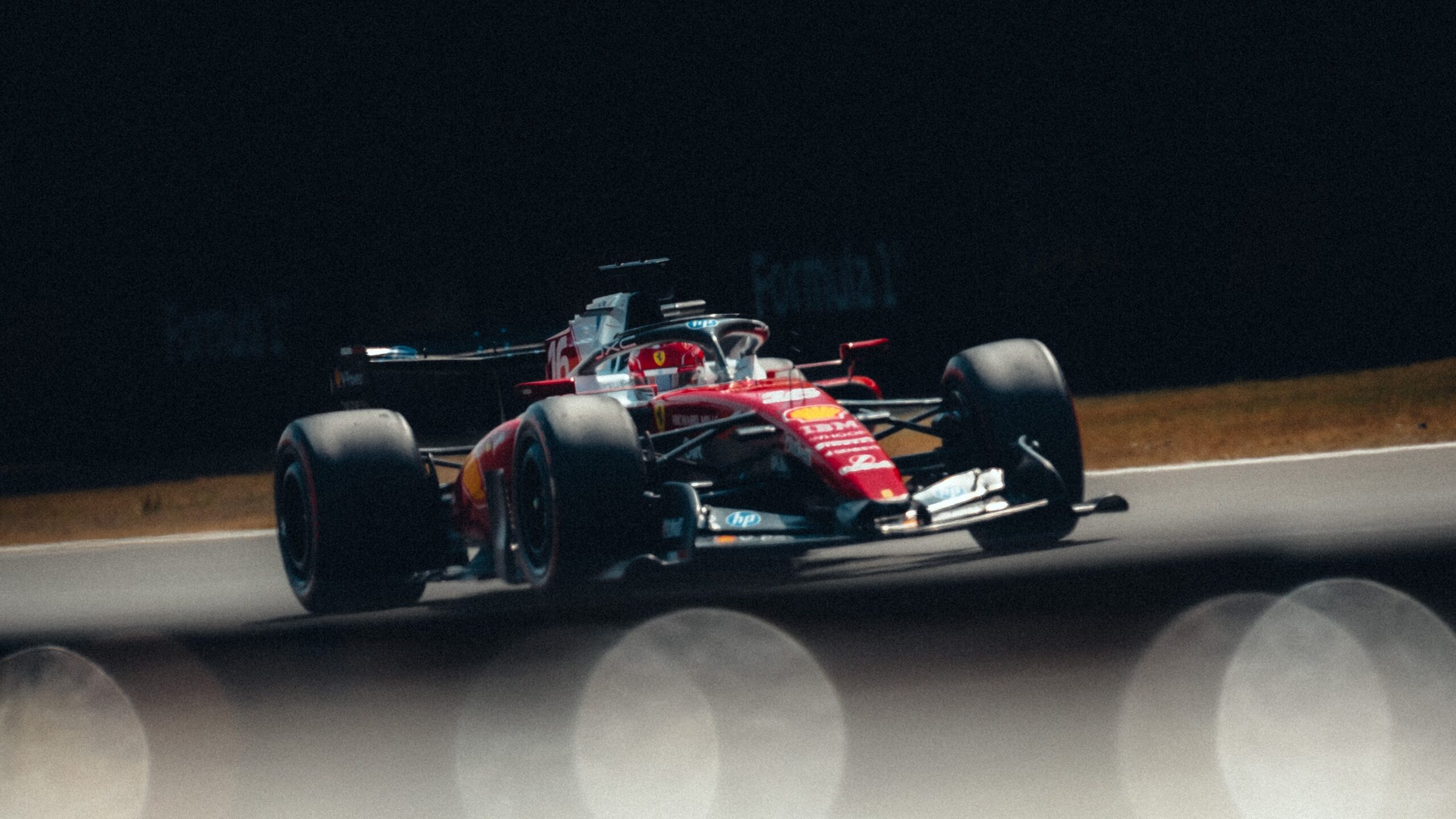 Marko: “Questo sport ormai vive solo dello spettacolo offerto dalle Ferrari in partenza”
