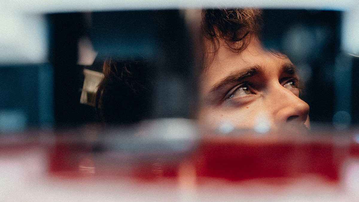 Leclerc: “Mi aspetto di essere più vicino alla Mercedes. Vogliamo sorprendere”