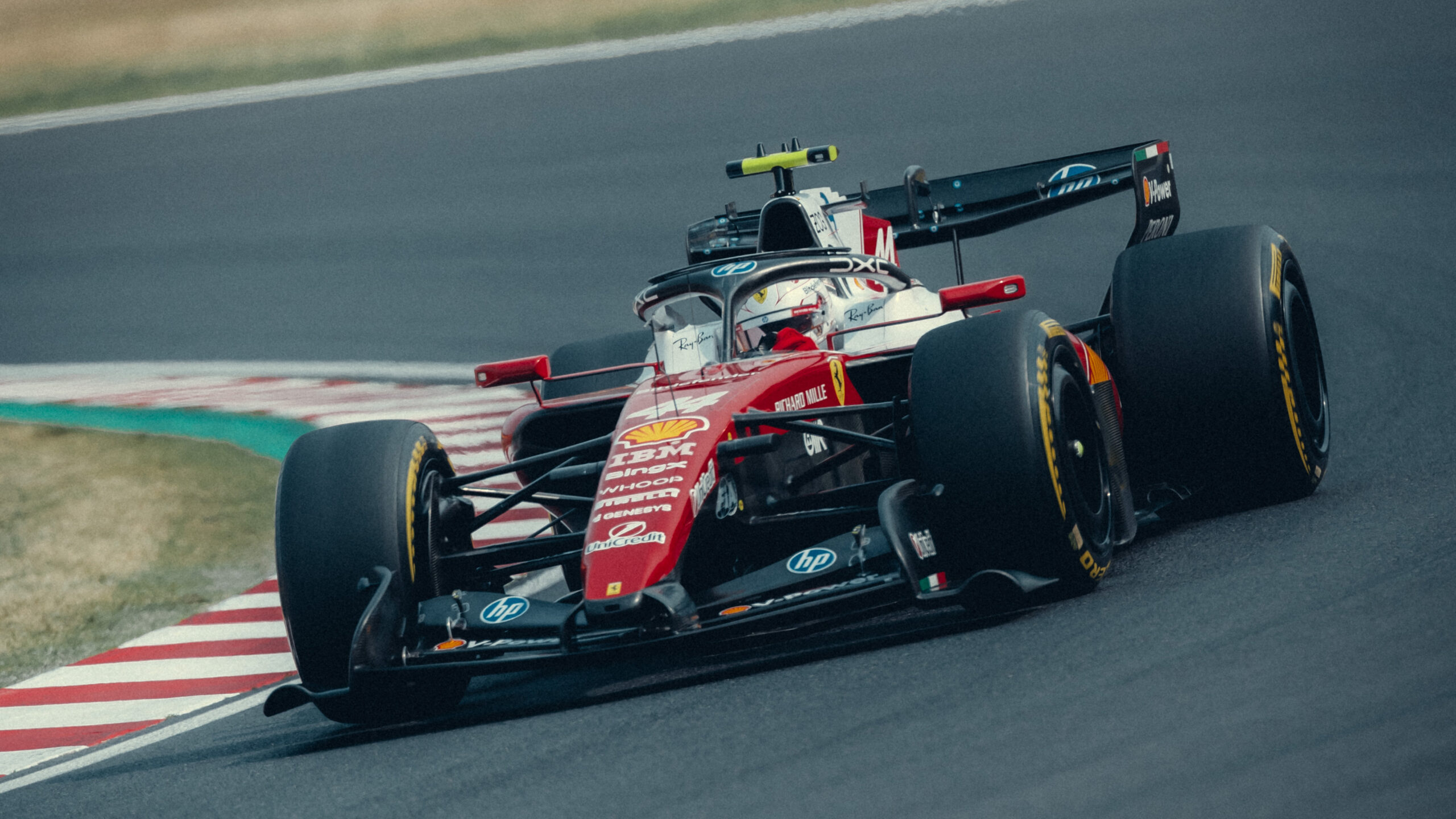 Hamilton: “Ho dimostrato a ex piloti molto lontani dai miei standard che si sbagliavano”
