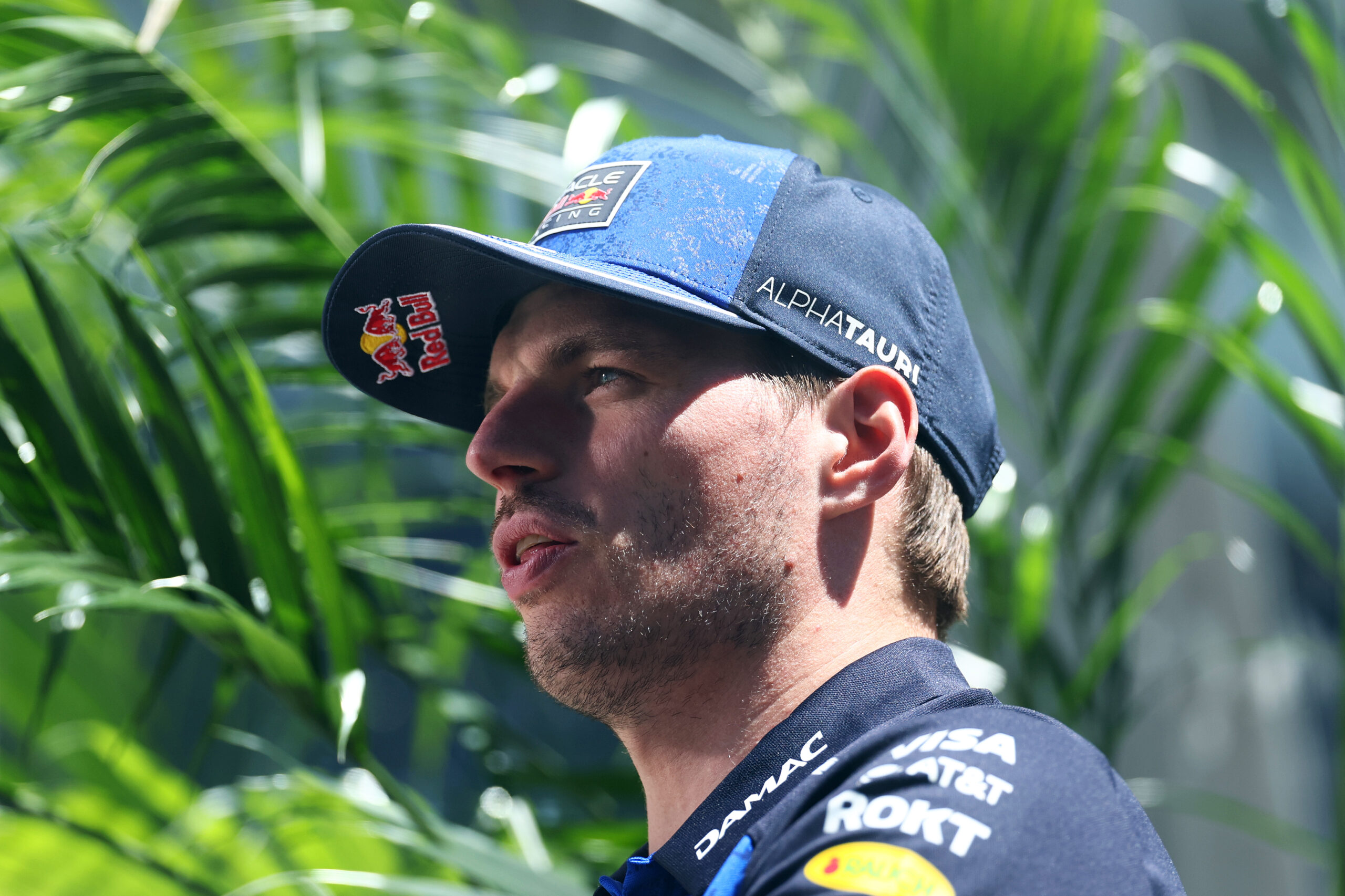Verstappen: “Questa F1 è troppo complessa. Dateci motori diversi e daremo spettacolo”
