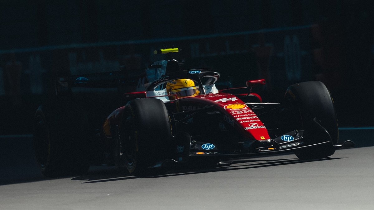 Hamilton: “Mi sono rialzato, ora posso dare la caccia a Kimi e vincere il Campionato”