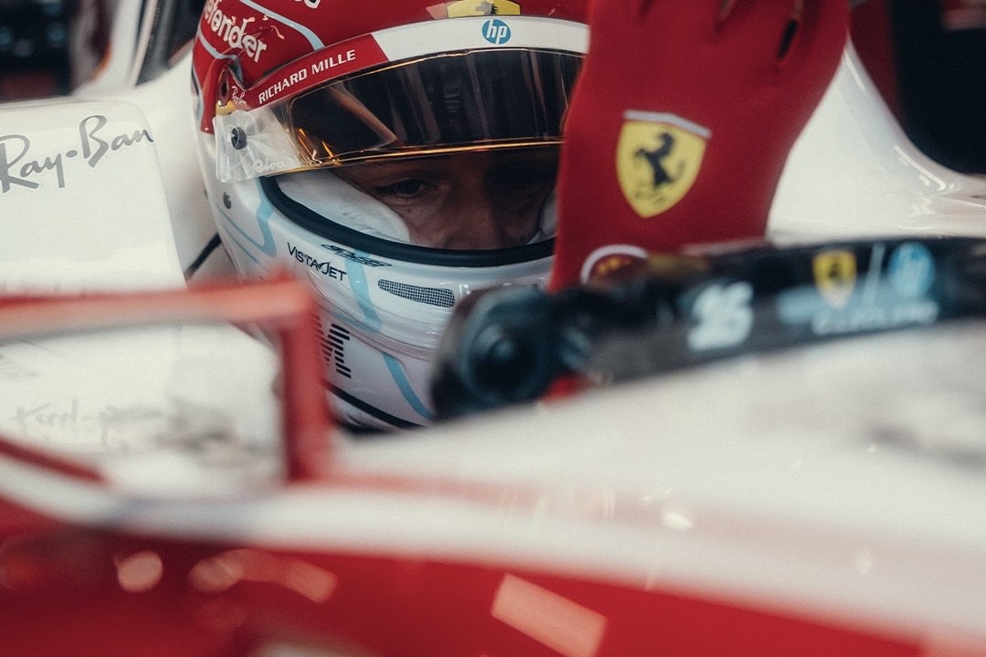 Leclerc: “Ho scelto di non copiare Hamilton e di rimanere fedele al mio stile di guida”