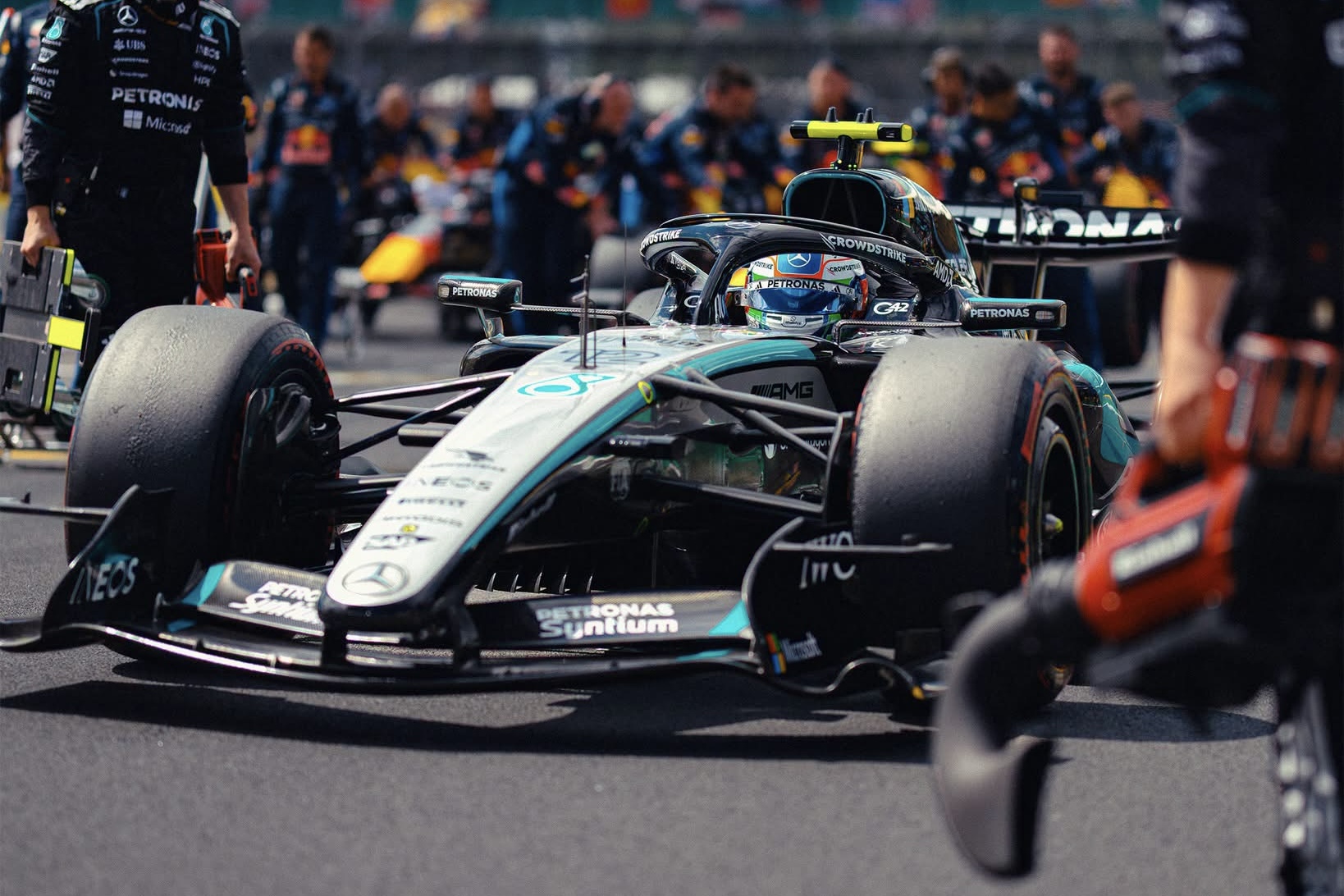 Wolff: “Troppi ritiri, se necessario faremo dei passi indietro sul fronte delle performance”