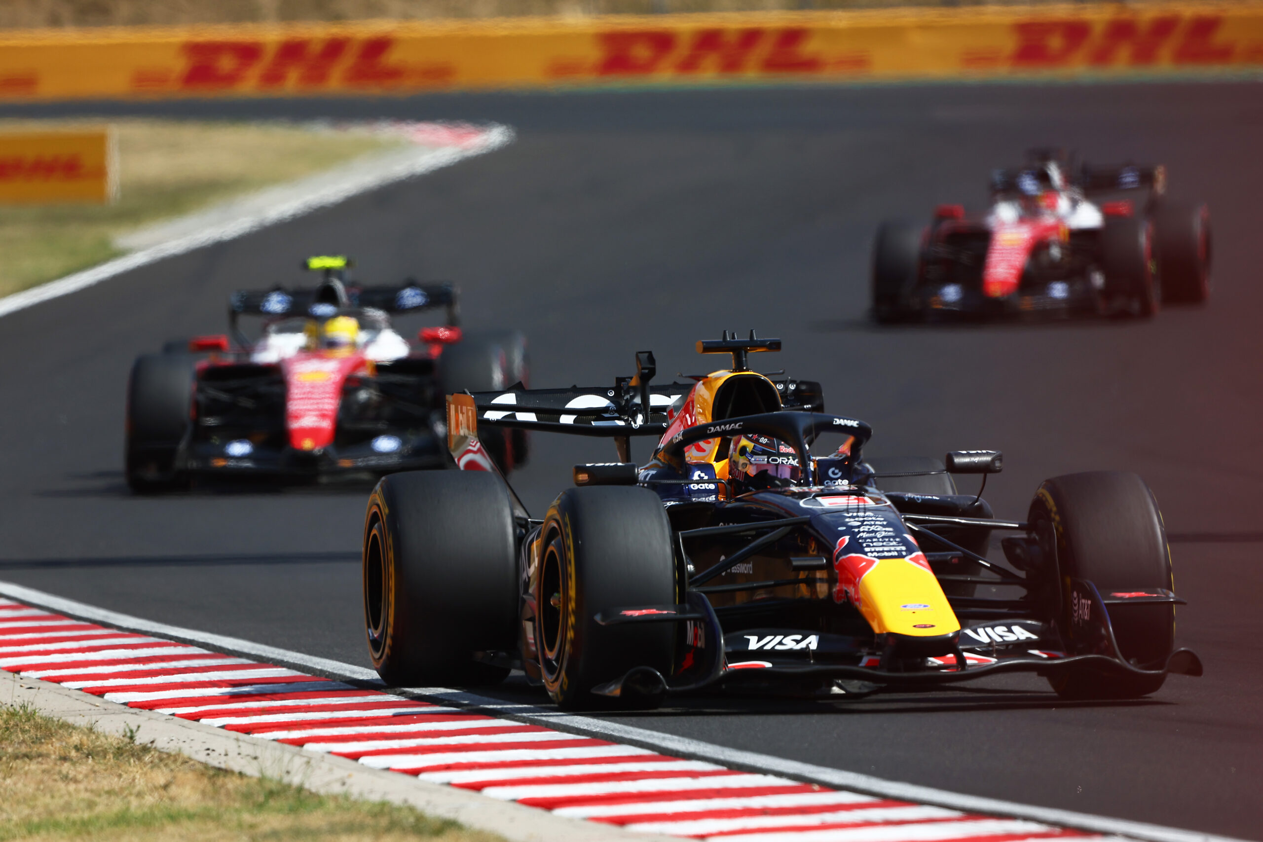 Red Bull si muove per blindare Verstappen: nuovo contratto fino al 2029 senza clausole di uscita?