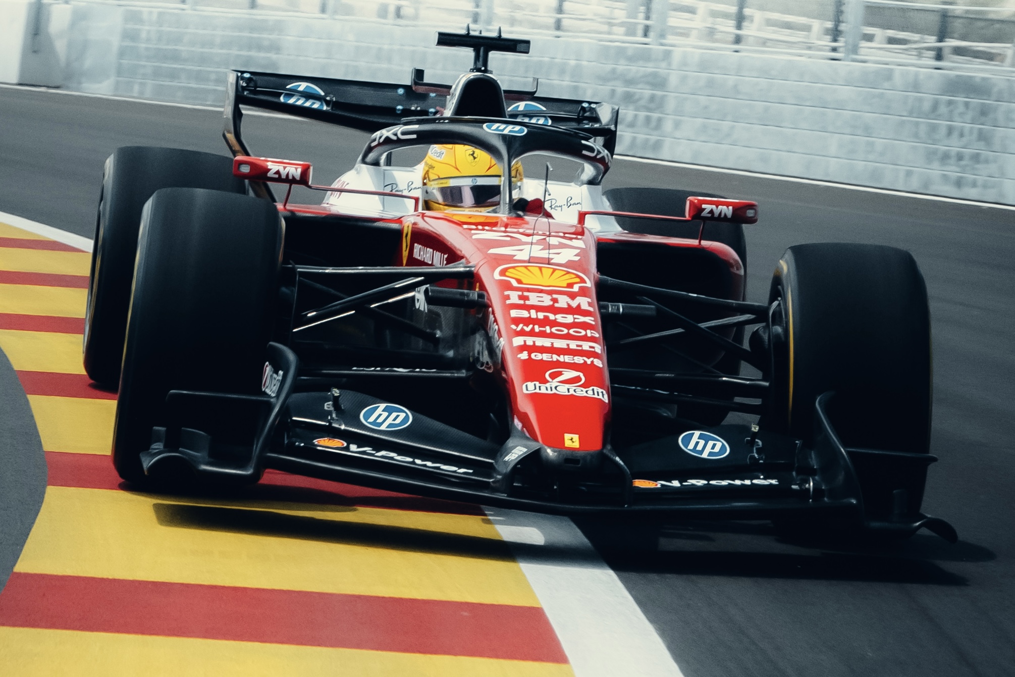 Madring, Hamilton si sarebbe lamentato della compressione della curva Monumental
