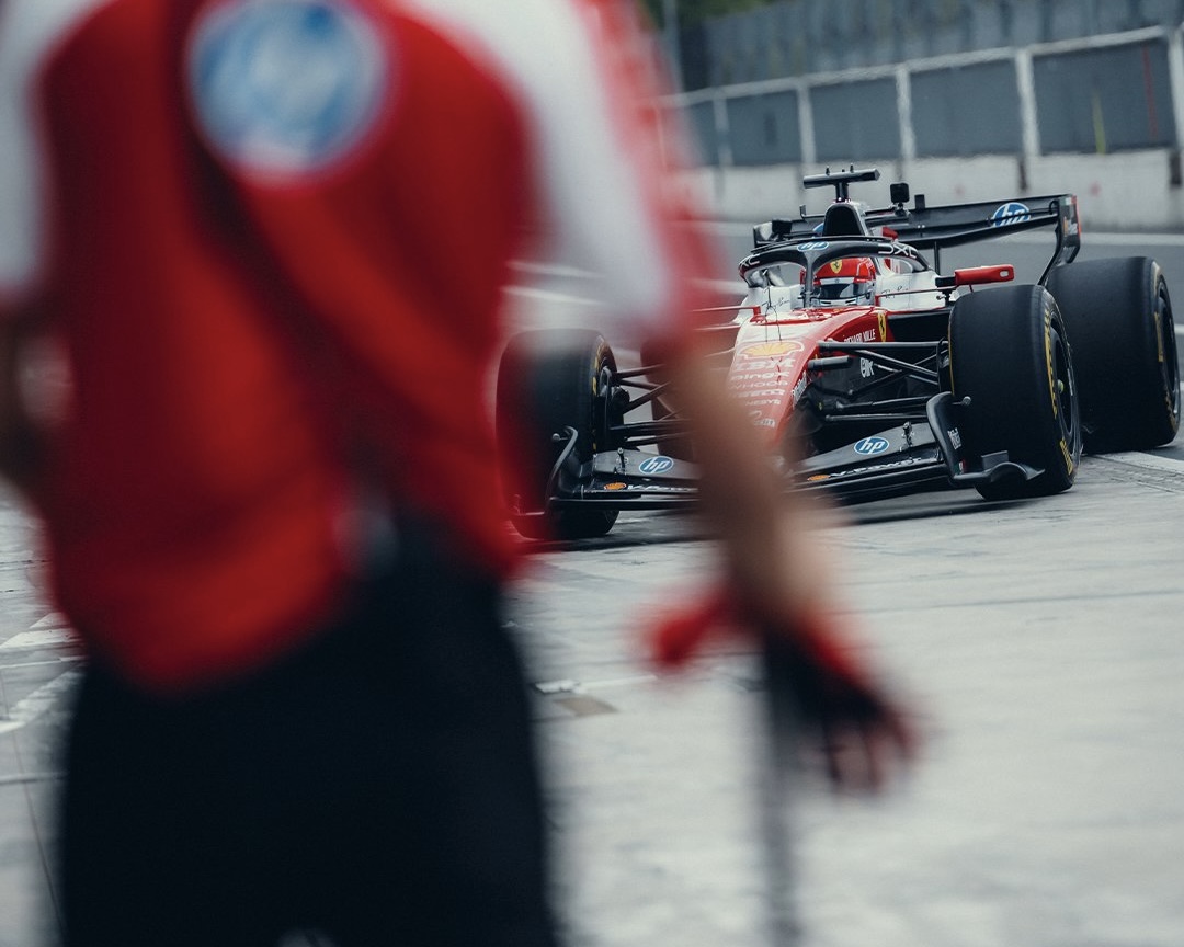 Ferrari aggressiva: il piano di sviluppi per la seconda metà di 2026 prevede aggiornamenti costanti